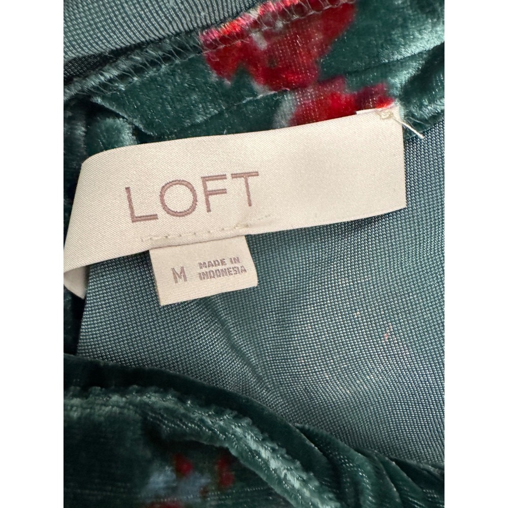 LOFT Velvet Halter Top Floral Rose Green Size Medium Sleeveless Feminine Blouse - Picture 4 of 6
